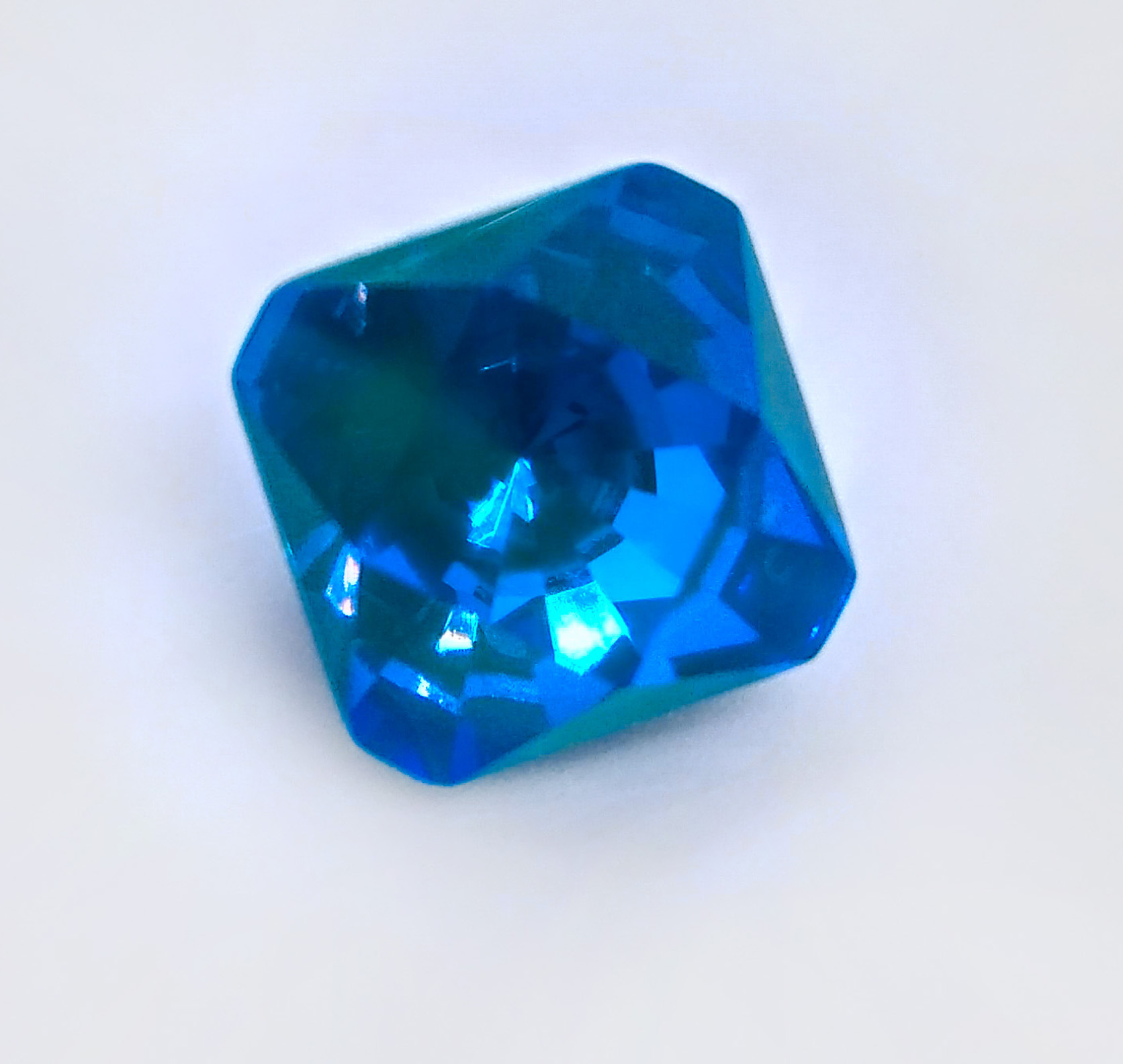 Купить кристыллы Swarovski