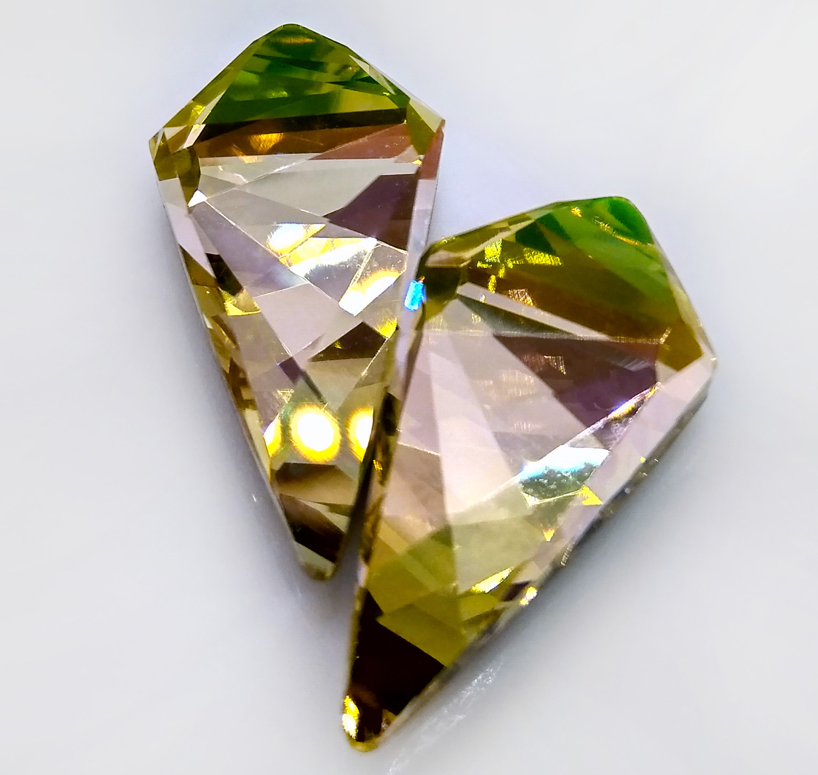 Купить кристыллы Swarovski