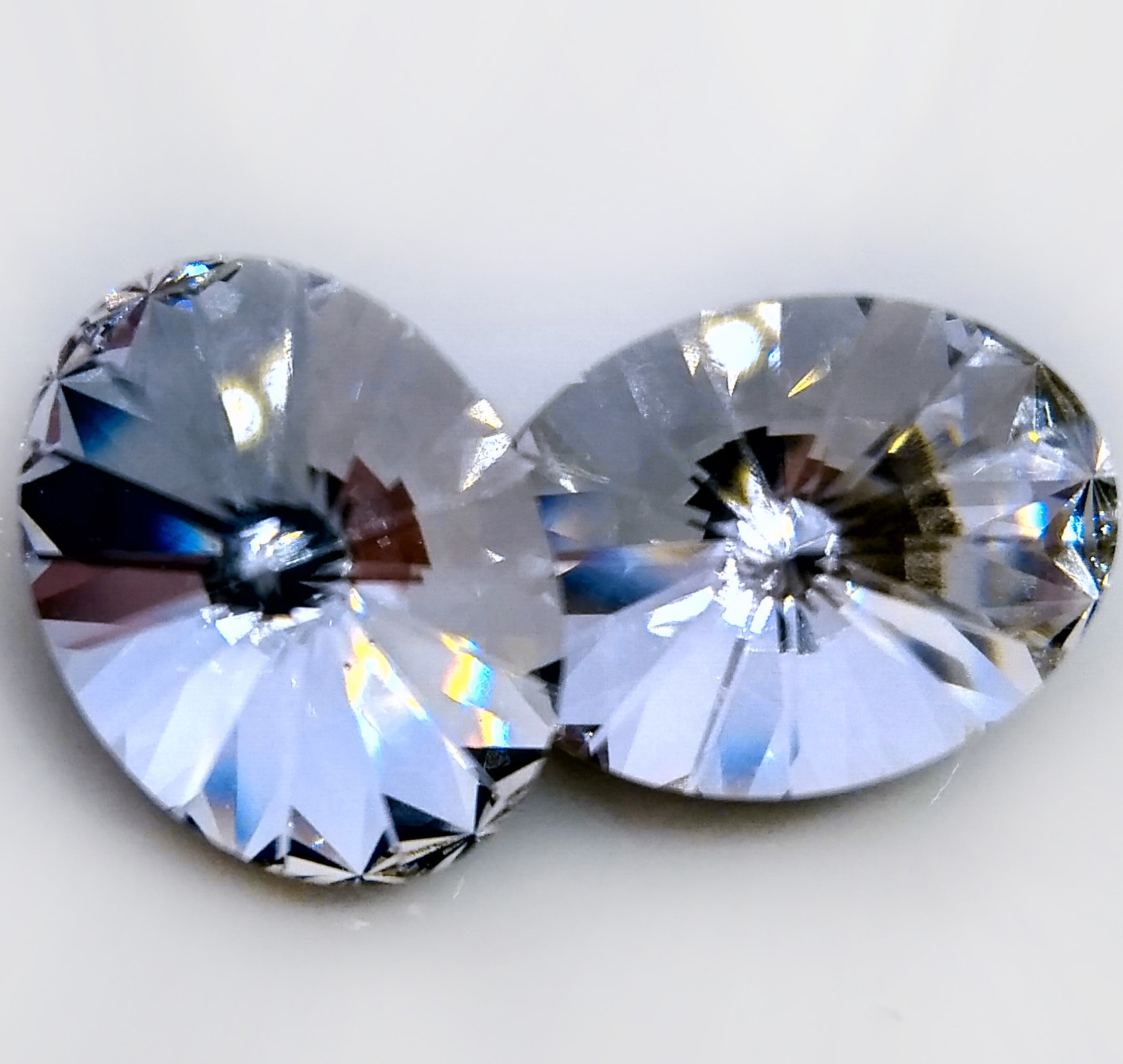 Купить кристыллы Swarovski
