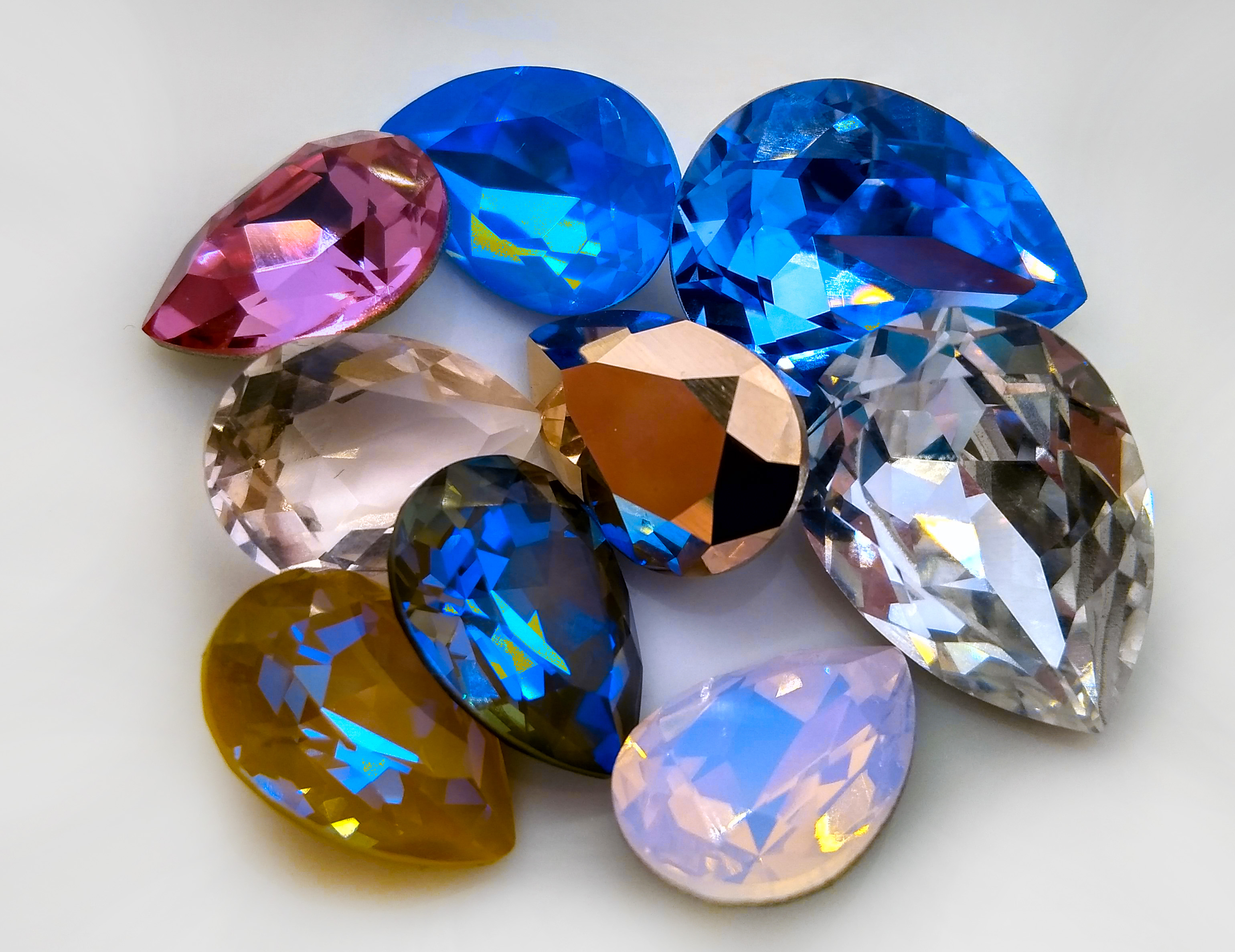 Купить кристыллы Swarovski