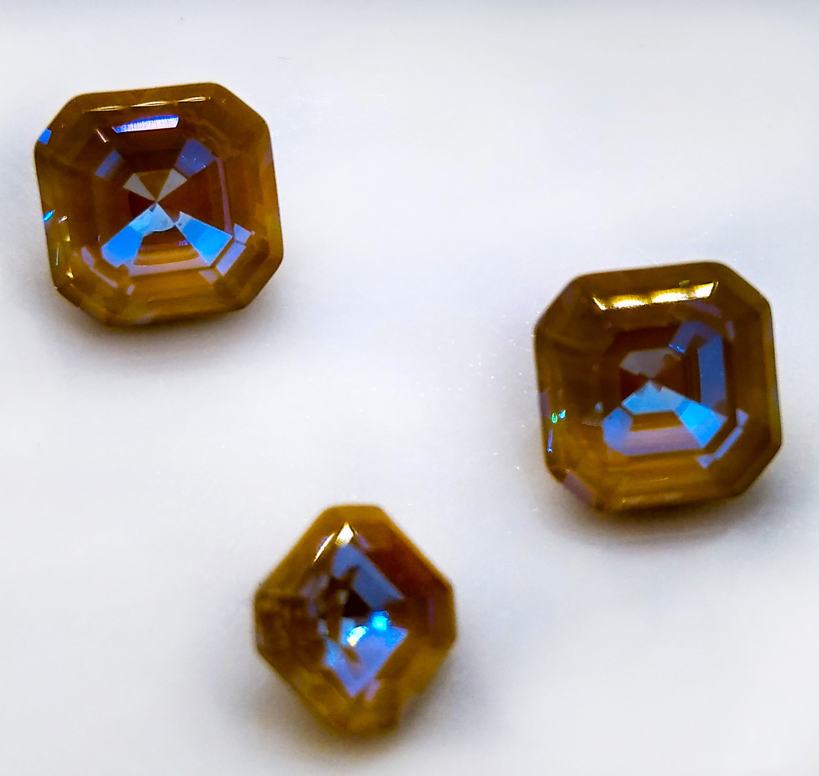 Купить кристыллы Swarovski